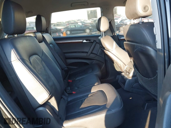2014 Audi Q7 3.0T Premium with VIN WA1CGAFE4ED012180, listed as a IAAI auction lot 41134033 with 136,002 mi miles. Bid and sale history available at carsss.com. Image 8.