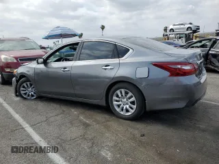 2018 Nissan Altima SV with VIN 1N4AL3AP2JC124348, listed as a Copart auction lot 54697585 with 93,964 mi miles and Salvage Title. Bid and sale history available at DreamBid. Image 2.