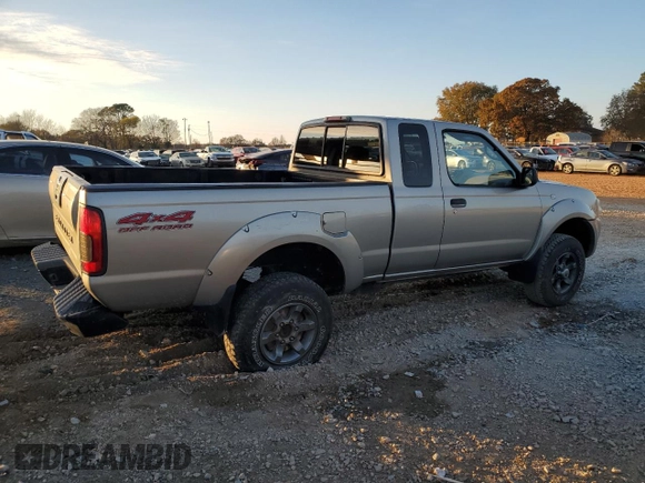 2003 Nissan Frontier XE z VIN 1N6ED26YX3C417449, wystawiony jako Copart lot #82983684 z przebiegiem Nie podano mil oraz Szkoda całkowita • Salvage title. Historia ofert i sprzedaży dostępna na DreamBid. Obrazek 3.