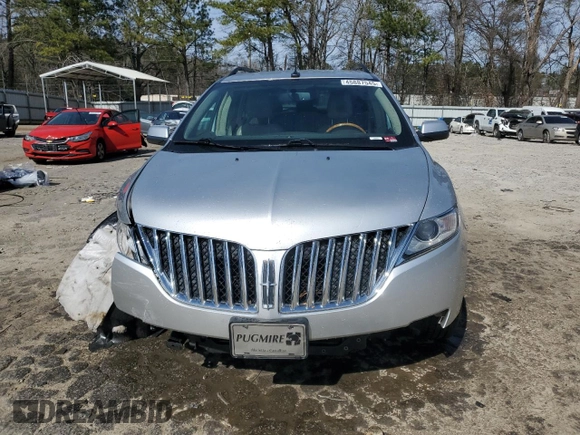 2013 Lincoln MKX with VIN 2LMDJ6JK5DBL17763, listed as a Copart auction lot 45887545 with 124,363 mi miles and Salvage Title. Bid and sale history available at carsss.com. Image 5.
