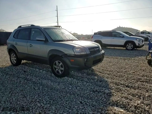 2005 Hyundai Tucson GLS with VIN KM8JN12D55U130699, listed as a Copart auction lot 83520774 with 228,685 mi miles and Salvage Title. Bid and sale history available at carsss.com. Image 11.