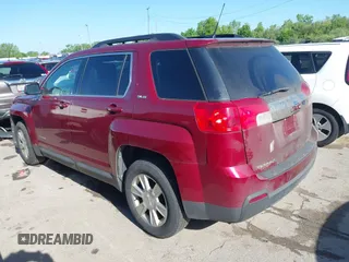 2010 GMC Terrain SLE-2 z VIN 2CTFLEEW7A6269587, wystawiony jako IAAI lot #42231472 z przebiegiem 185 696 mil mil oraz . Historia ofert i sprzedaży dostępna na DreamBid. Obrazek 3.