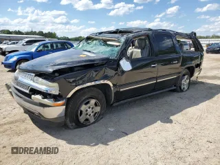 2005 Chevrolet Suburban LT z VIN 3GNEC16Z05G174248, wystawiony jako Copart lot #55474945 z przebiegiem Nie podano mil oraz Szkoda całkowita • Salvage title. Historia ofert i sprzedaży dostępna na DreamBid. Obrazek 1.