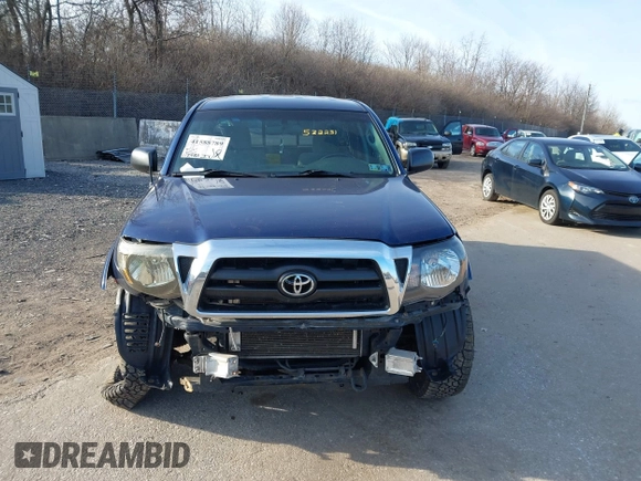 2008 Toyota Tacoma with VIN 5TEUU42N68Z533231, listed as a IAAI auction lot 41588789 with 114,423 mi miles and . Bid and sale history available at DreamBid. Image 12.