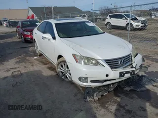 2011 Lexus ES 330 with VIN JTHBK1EG2B2471183, listed as a IAAI auction lot 41516371 with 129,212 mi miles and . Bid and sale history available at DreamBid. Image 1.