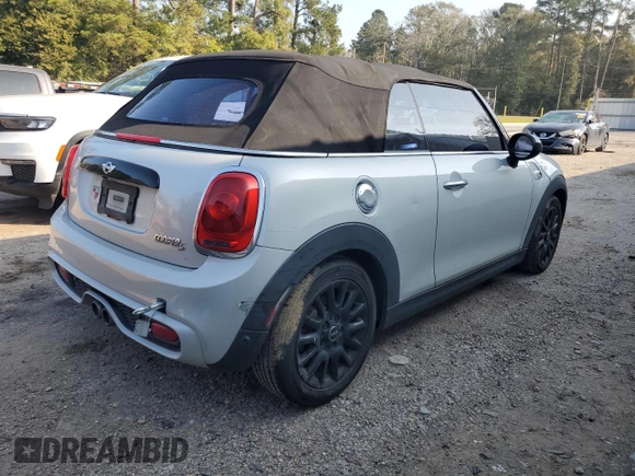 2017 MINI Convertible Cooper S z VIN WMWWG9C33H3C82371, wystawiony jako Copart lot #82549924 z przebiegiem 42 439 mil mil oraz Szkoda całkowita • Salvage title. Historia ofert i sprzedaży dostępna na DreamBid. Obrazek 3.