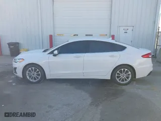 2020 Ford Fusion SE with VIN 3FA6P0HD6LR214403, listed as a IAAI auction lot 41536295 with 24,776 mi miles. Bid and sale history available at carsss.com. Image 14.
