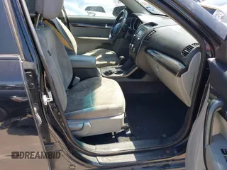2013 Kia Sorento LX with VIN 5XYKT3A64DG363163, listed as a IAAI auction lot 42811435 with 199,427 mi miles and . Bid and sale history available at DreamBid. Image 5.