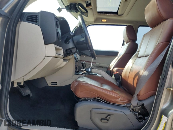 2007 Jeep Commander Limited with VIN 1J8HH582X7C636179, listed as a Copart auction lot 51293625 with 214,078 mi miles and Salvage title. Bid and sale history available at DreamBid. Image 7.
