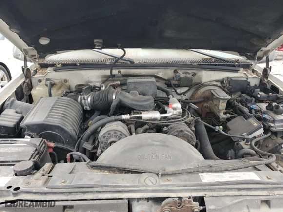 1998 Chevrolet Tahoe with VIN 1GNEK13R0WJ302561, listed as a Copart auction lot 65861294 with 327,640 mi miles and Clean Title. Bid and sale history available at carsss.com. Image 12.