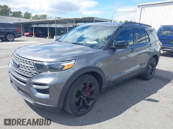 2022 Ford Explorer ST with VIN 1FM5K8GC0NGA45819, listed as a IAAI auction lot 42062203 with 16,472 mi miles. Bid and sale history available at carsss.com. Image 18.