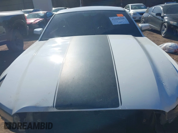 2013 Ford Mustang V6 with VIN 1ZVBP8AM5D5233866, listed as a IAAI auction lot 41418360 with 268,678 mi miles. Bid and sale history available at carsss.com. Image 10.