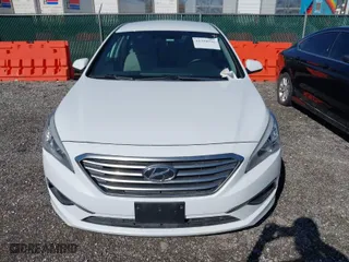 2017 Hyundai Sonata SE with VIN 5NPE24AFXHH532624, listed as a IAAI auction lot 41390936 with 117,254 mi miles. Bid and sale history available at carsss.com. Image 12.