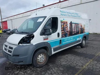 2014 Ram ProMaster Cargo with VIN 3C6URVHGXEE117547, listed as a IAAI auction lot 41904561 with 205,300 mi miles and . Bid and sale history available at DreamBid. Image 18.
