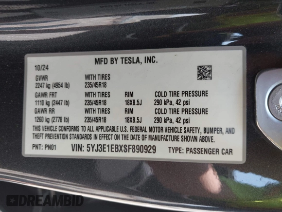 2025 Tesla Model 3 Long Range z VIN 5YJ3E1EBXSF890929, wystawiony jako IAAI lot #42452359 z przebiegiem 2 469 mil mil oraz . Historia ofert i sprzedaży dostępna na DreamBid. Obrazek 9.
