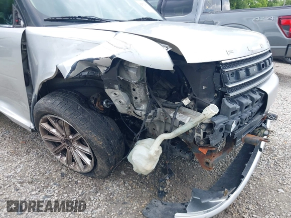 2014 Ford Flex Limited z VIN 2FMGK5D85EBD41983, wystawiony jako IAAI lot #42372617 z przebiegiem 210 955 mil mil oraz . Historia ofert i sprzedaży dostępna na DreamBid. Obrazek 6.