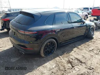 2019 Porsche Cayenne S with VIN WP1AB2AYXKDA61574, listed as a IAAI auction lot 41769572 with 39,746 mi miles and . Bid and sale history available at DreamBid. Image 4.