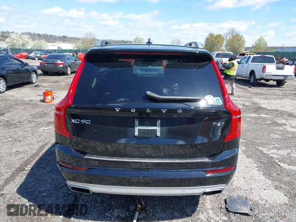 2019 Volvo XC90 Momentum with VIN YV4A22PK0K1424421, listed as a IAAI auction lot 41965642 with 78,135 mi miles. Bid and sale history available at carsss.com. Image 17.