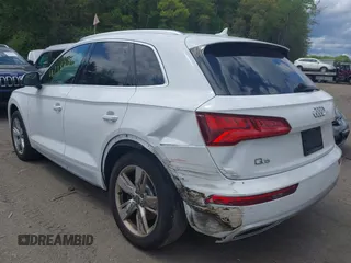 2018 Audi Q5 Premium Plus z VIN WA1BNAFY7J2211340, wystawiony jako IAAI lot #42187313 z przebiegiem 162 113 mil mil oraz . Historia ofert i sprzedaży dostępna na DreamBid. Obrazek 3.