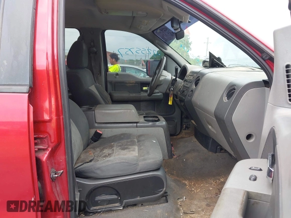 2007 Ford F-150 XLT z VIN 1FTRW14W97FA22564, wystawiony jako IAAI lot #42255757 z przebiegiem 344 371 mil mil oraz . Historia ofert i sprzedaży dostępna na DreamBid. Obrazek 5.