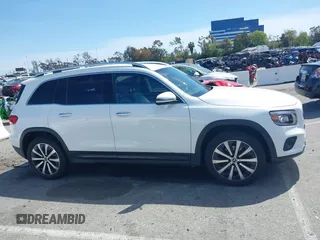 2020 Mercedes-Benz GLB 250 z VIN W1N4M4GB2LW013220, wystawiony jako IAAI lot #41945030 z przebiegiem 100 110 mil mil oraz . Historia ofert i sprzedaży dostępna na DreamBid. Obrazek 13.