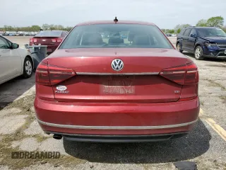 2017 Volkswagen Passat R-Line z VIN 1VWDT7A34HC006546, wystawiony jako Copart lot #55060795 z przebiegiem 159 846 mil mil oraz Szkoda całkowita • Salvage title. Historia ofert i sprzedaży dostępna na DreamBid. Obrazek 6.
