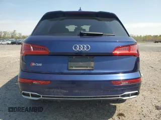 2018 Audi SQ5 Premium Plus z VIN WA1A4AFY6J2055256, wystawiony jako Copart lot #52980225 z przebiegiem 98 123 mil mil oraz Szkody całkowita. Historia ofert i sprzedaży dostępna na DreamBid. Obrazek 6.