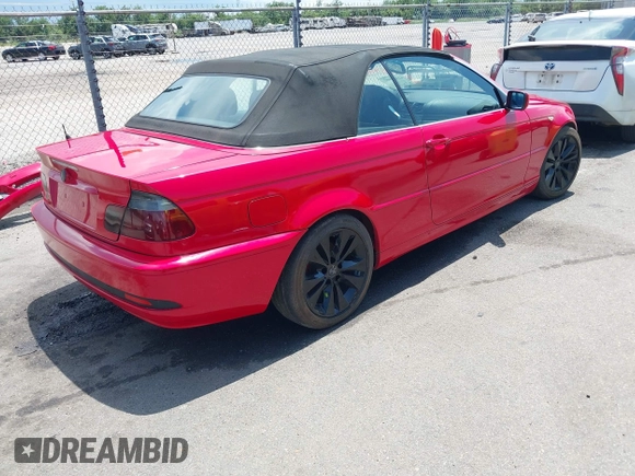 2005 BMW 3 Series 325Ci z VIN WBABW33485PL35042, wystawiony jako IAAI lot #42353957 z przebiegiem 100 495 mil mil oraz . Historia ofert i sprzedaży dostępna na DreamBid. Obrazek 4.