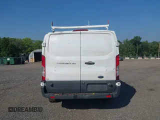 2015 Ford Transit с VIN 1FTSW2ZM2FKB15270, выставлен на аукционе IAAI как лот 42354076 с пробегом 152 373 миль миль и . История ставок и продаж доступна на DreamBid. Изображение 16.