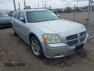 2005 Dodge Magnum RT with VIN 2D4GV58275H682691, listed as a IAAI auction lot 41866322 with 116,549 mi miles. Bid and sale history available at carsss.com. Image 1.