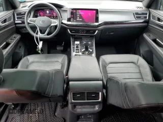 2024 Volkswagen Atlas SEL with VIN 1V2BE2CA2RC231602, listed as a Copart auction lot 59927465 with 16,022 mi miles and Salvage title. Bid and sale history available at DreamBid. Image 8.