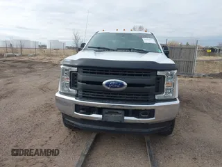 2018 Ford Super Duty F-250 SRW XL with VIN 1FT7W2BTXJEB32087, listed as a IAAI auction lot 41947573 with 188,909 mi miles. Bid and sale history available at carsss.com. Image 12.