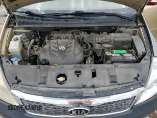 2011 Kia Sedona LX with VIN KNDMG4C71B6409718, listed as a Copart auction lot 55309365 with 307,610 mi miles and Salvage Title. Bid and sale history available at carsss.com. Image 12.