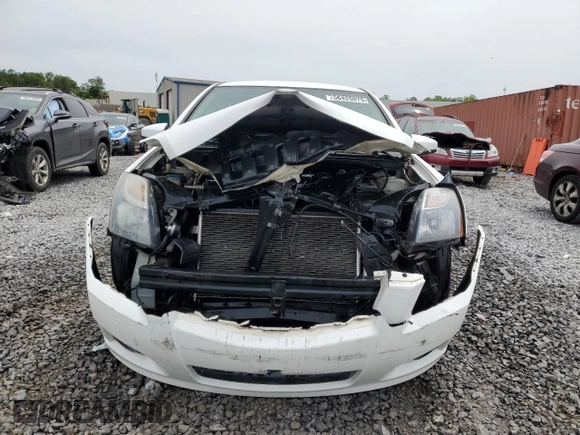 2011 Nissan Sentra S z VIN 3N1AB6AP3BL617933, wystawiony jako Copart lot #56425975 z przebiegiem 107 877 mil mil oraz Szkoda całkowita • Salvage title. Historia ofert i sprzedaży dostępna na DreamBid. Obrazek 5.