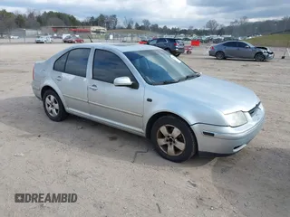 2004 Volkswagen Jetta Sedan GLS with VIN 3VWSK69M54M028369, listed as a IAAI auction lot 41241976 with 203,719 mi miles. Bid and sale history available at carsss.com. Image 1.