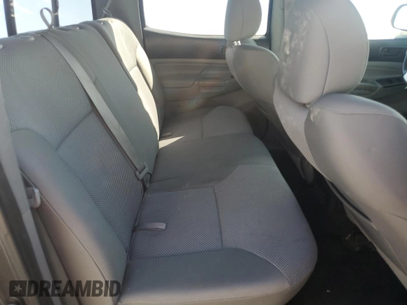 2014 Toyota Tacoma with VIN 3TMLU4ENXEM135620, listed as a Copart auction lot 52013405 with 230,005 mi miles and Salvage Title. Bid and sale history available at DreamBid. Image 10.