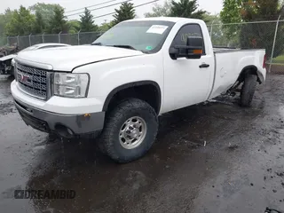 2009 GMC Sierra 1500 Work Truck z VIN 1GTEC14C59Z900876, wystawiony jako IAAI lot #42240573 z przebiegiem 315 043 mil mil oraz . Historia ofert i sprzedaży dostępna na DreamBid. Obrazek 17.