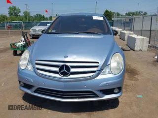 2008 Mercedes-Benz R 3.5L z VIN 4JGCB65EX8A062523, wystawiony jako IAAI lot #42471185 z przebiegiem 109 790 mil mil oraz . Historia ofert i sprzedaży dostępna na DreamBid. Obrazek 13.