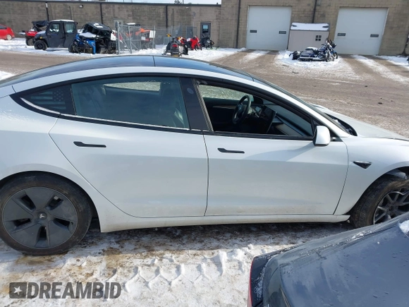 2022 Tesla Model 3 Long Range with VIN 5YJ3E1EB6NF114723, listed as a IAAI auction lot 41396258 with 2,179 mi miles and . Bid and sale history available at DreamBid. Image 12.