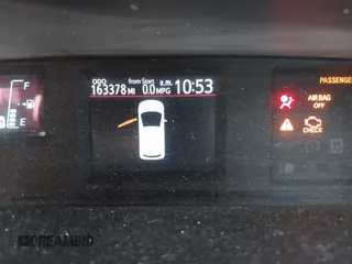 2014 Toyota Prius One z VIN JTDKDTB31E1066984, wystawiony jako IAAI lot #42261574 z przebiegiem 163 378 mil mil oraz . Historia ofert i sprzedaży dostępna na DreamBid. Obrazek 16.