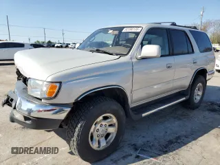 1999 Toyota 4Runner SR5 z VIN JT3HN86RXX0198576, wystawiony jako Copart lot #52390135 z przebiegiem 196 879 mil mil oraz Szkoda całkowita • Salvage title. Historia ofert i sprzedaży dostępna na DreamBid. Obrazek 1.