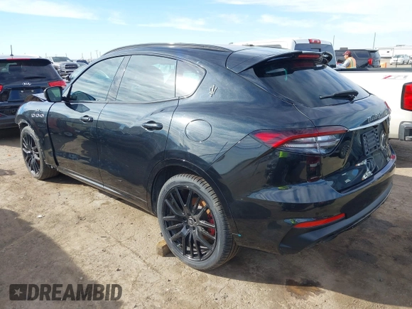 2022 Maserati Levante GT z VIN ZN661XUAXNX400339, wystawiony jako IAAI lot #41515920 z przebiegiem 48 360 mil mil oraz . Historia ofert i sprzedaży dostępna na DreamBid. Obrazek 3.
