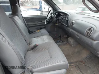 2001 Dodge 1500 with VIN 3B7HF13Z01M555854, listed as a IAAI auction lot 41555752 with 164,111 mi miles and . Bid and sale history available at DreamBid. Image 5.