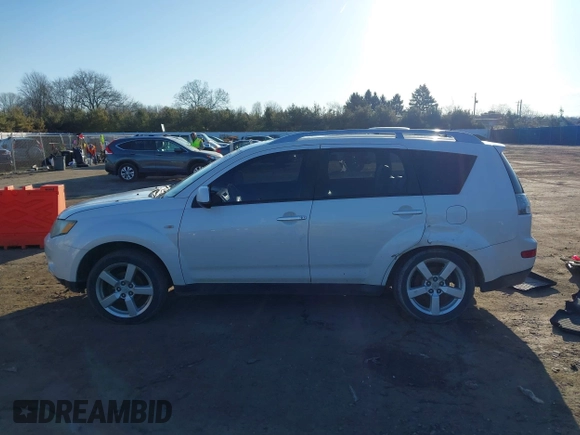 2007 Mitsubishi Outlander XLS with VIN JA4MT41X77Z009791, listed as a IAAI auction lot 41750131 with 0 mi miles. Bid and sale history available at carsss.com. Image 14.