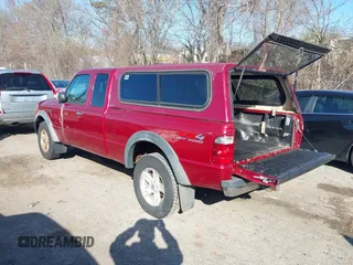 2004 Ford Ranger XL Fleet with VIN 1FTZR45E04PB30477, listed as a IAAI auction lot 42053429 with 217,812 mi miles. Bid and sale history available at carsss.com. Image 3.