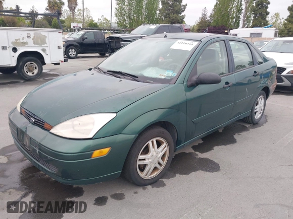 2001 Ford Focus SE with VIN 1FAFP34P61W159074, listed as a IAAI auction lot 42116568 with 117,141 mi miles and . Bid and sale history available at carsss.com. Image 2.