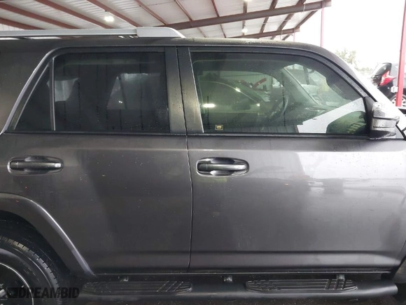 2018 Toyota 4Runner SR5 with VIN JTEZU5JR8J5170306, listed as a IAAI auction lot 41554154 with 63,030 mi miles. Bid and sale history available at carsss.com. Image 14.