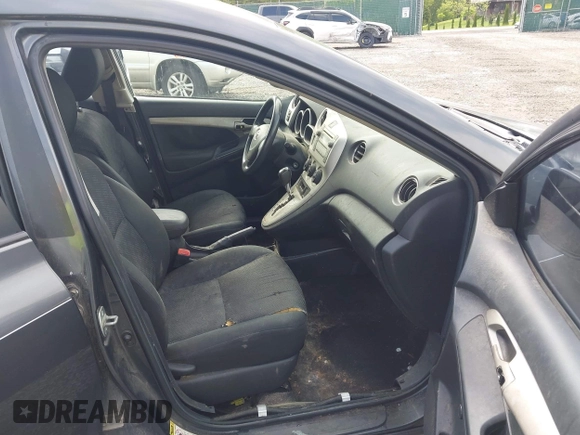 2009 Toyota Matrix z VIN 2T1KU40E09C161192, wystawiony jako IAAI lot #42199476 z przebiegiem 190 275 mil mil oraz . Historia ofert i sprzedaży dostępna na DreamBid. Obrazek 5.
