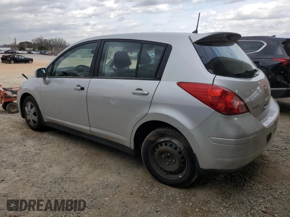 2011 Nissan Versa 1.8 S with VIN 3N1BC1CP1BL396107, listed as a Copart auction lot 49880305 with 210,125 mi miles and Salvage Title. Bid and sale history available at carsss.com. Image 2.