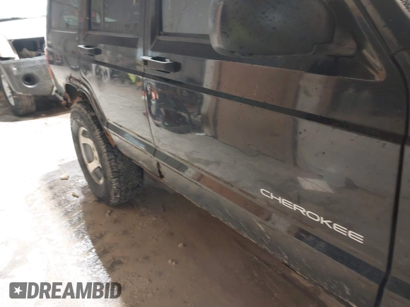 1998 Jeep Cherokee Sport z VIN 1J4FJ68S2WL142027, wystawiony jako IAAI lot #42305669 z przebiegiem 249 580 mil mil oraz . Historia ofert i sprzedaży dostępna na DreamBid. Obrazek 12.